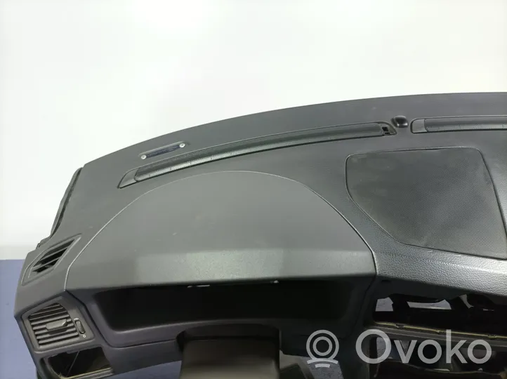 Volvo S60 Panel de instrumentos 01