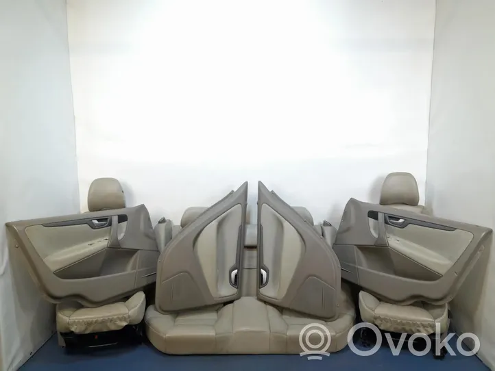 Volvo S60 Seat set 