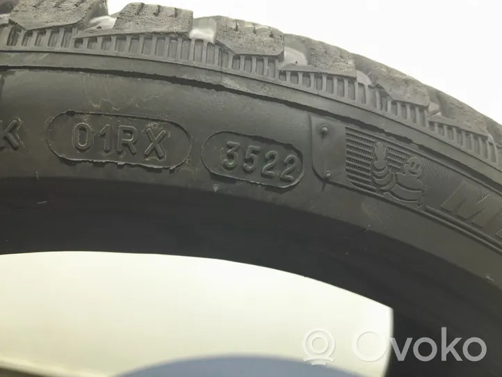 BMW M3 R17 winter tire 01