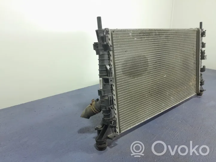 Ford C-MAX I Dzesēšanas šķidruma radiators 3MH8005RK