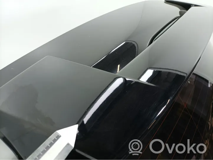 Volvo V50 Задняя крышка (багажника) 01