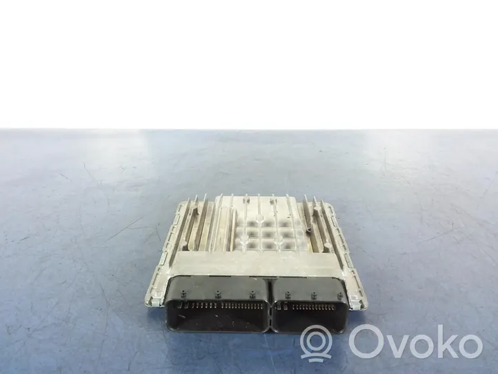 BMW 6 E63 E64 Блок управления двигателем ECU 7555361