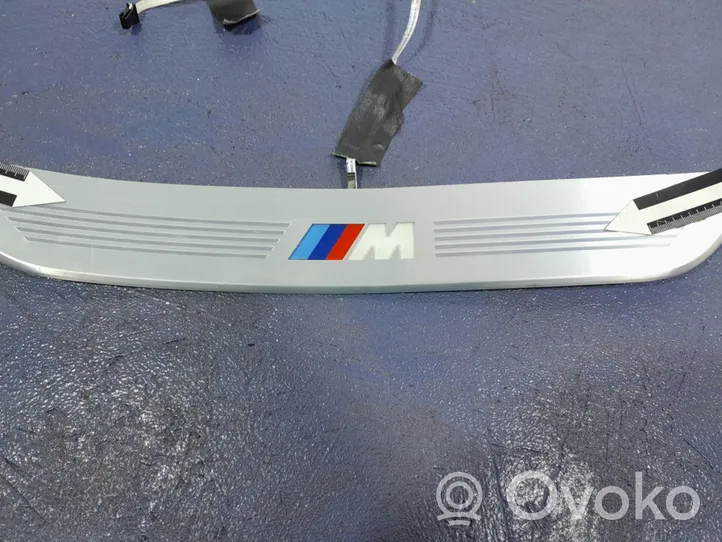 BMW 7 G11 G12 Foot area side trim 806104403