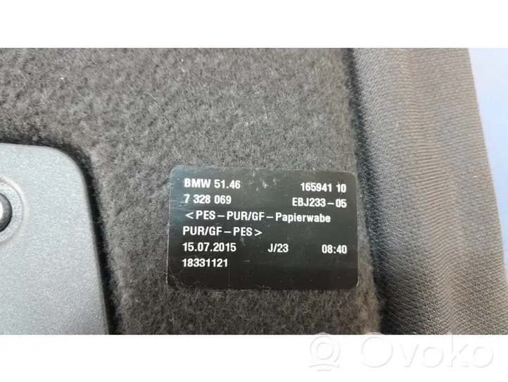 BMW 3 F30 F35 F31 Aizmugurējā palodze 7328069