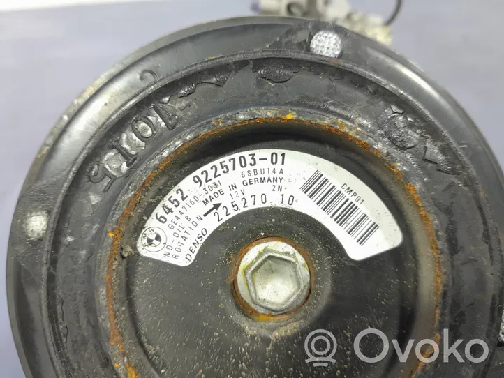 BMW 5 F10 F11 Ilmastointilaitteen kompressorin pumppu (A/C) 447260-3821