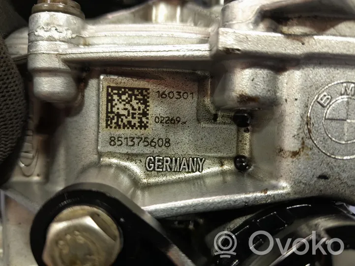 BMW 3 F30 F35 F31 Oil pump 851375608