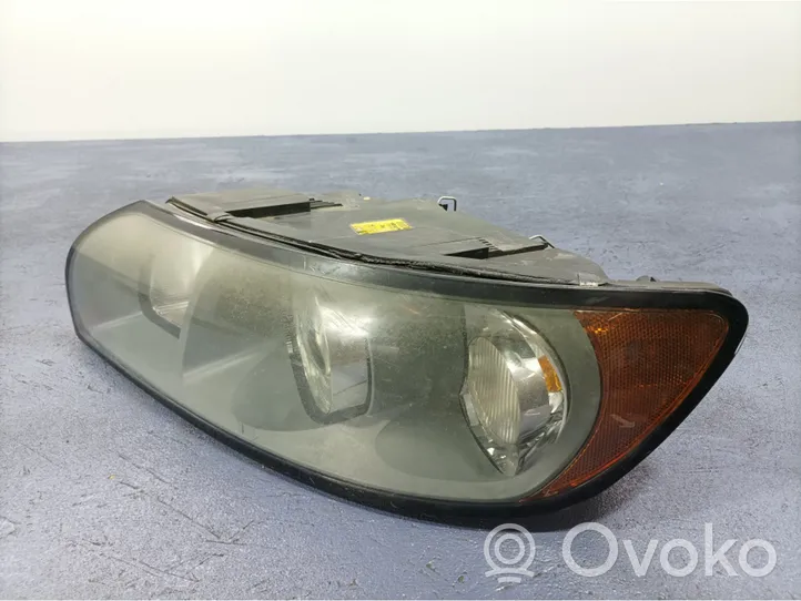 Volvo V50 Phare frontale 30698885