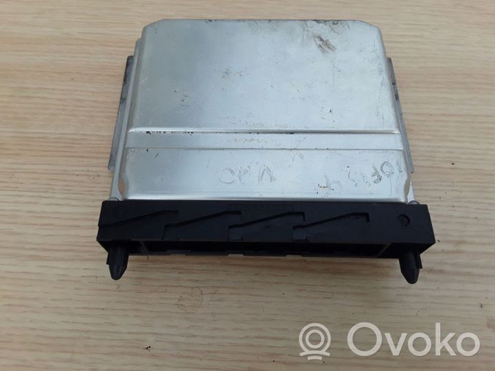 Volvo V70 Engine control unit/module 0281010319