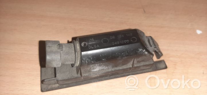 Opel Corsa C Lampa oświetlenia tylnej tablicy rejestracyjnej 09164143