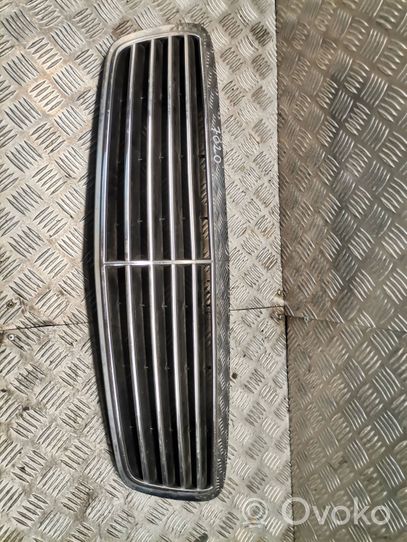 Mercedes-Benz S W220 Grille de calandre avant A2208800383