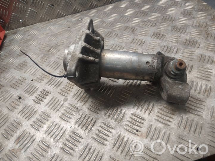 Audi A4 S4 B7 8E 8H Smorzatore/ammortizzatore d’urto per paraurti anteriore 8E0807134B