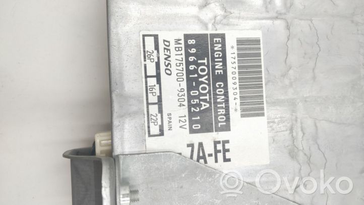 Toyota Avensis T220 Calculateur moteur ECU 8966105210