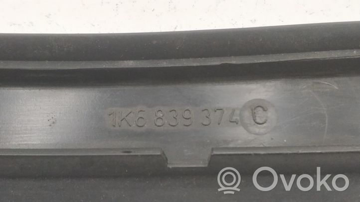 Volkswagen Golf V Listwa drzwi tylnych 1K6839374