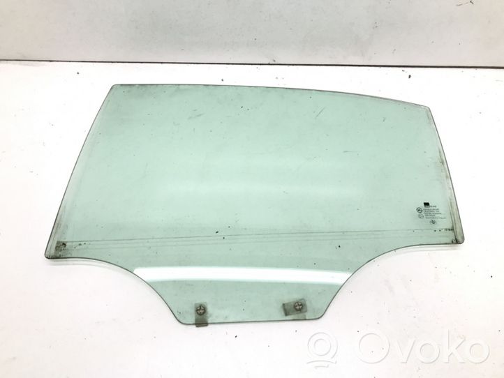 Chevrolet Epica Rear door window glass 96635875