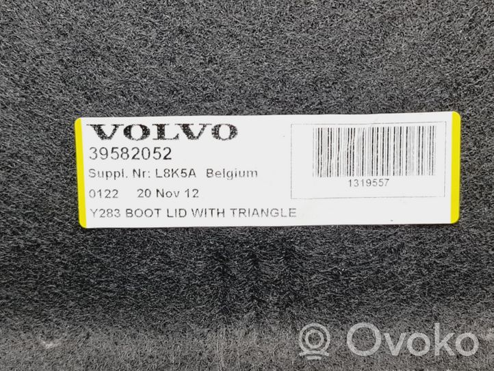 Volvo S60 Poszycie / Tapicerka tylnej klapy bagażnika 39582052