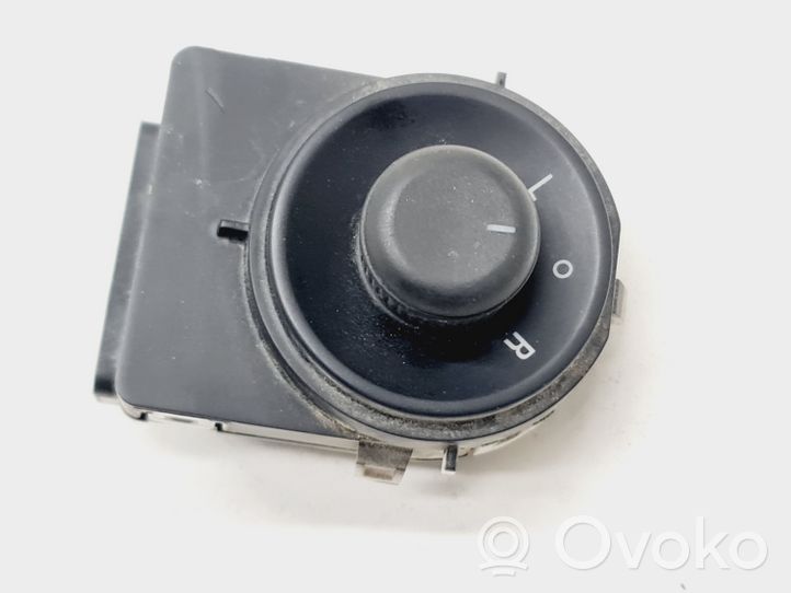 Opel Meriva B Przycisk regulacji lusterek bocznych 13271827