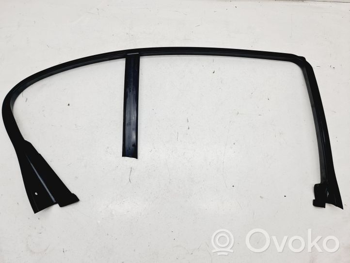 BMW 7 E65 E66 Rivestimento modanatura del vetro della portiera posteriore 8223756