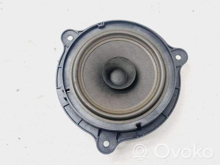 Nissan Note (E11) Haut-parleur de porte avant 28156AV700