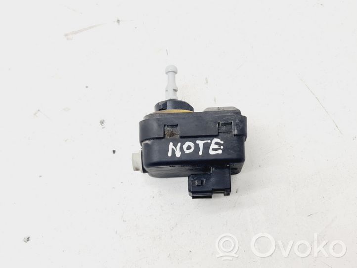 Nissan Note (E11) Moteur de réglage du niveau des phares 89028944