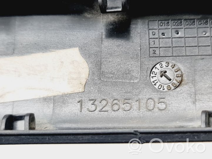 Opel Meriva B Kita galinių durų apdailos detalė 13265105