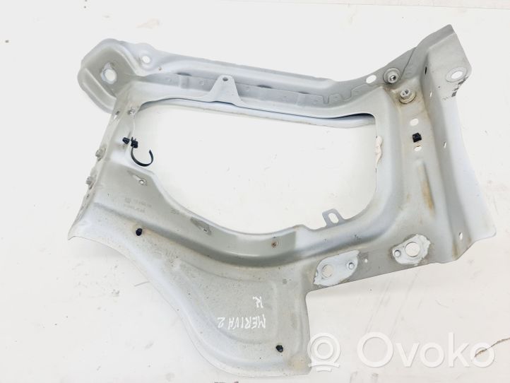 Opel Meriva B Boczny panel mocowania chłodnicy 13266111