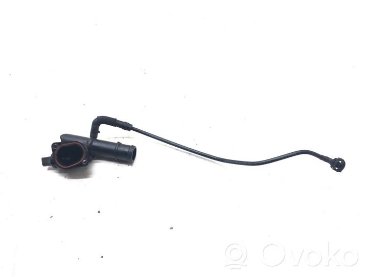 Audi A5 8T 8F Thermostat / Thermostatgehäuse 03L121132A