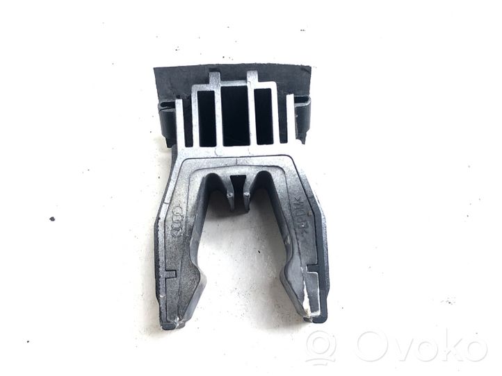 Audi A5 8T 8F Couvercle de coffre avec bloc tampon reglable arrière 8T0827499D