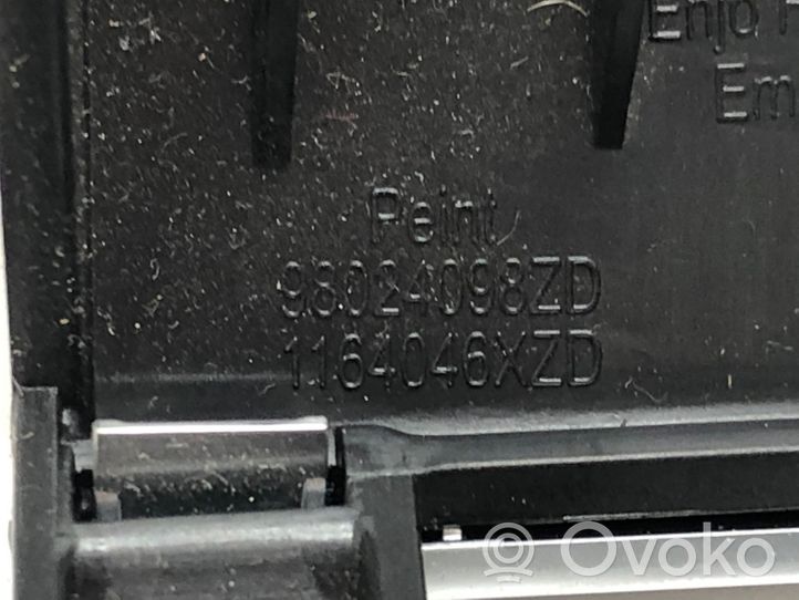 Citroen C4 Grand Picasso Inny element deski rozdzielczej 98024098ZD
