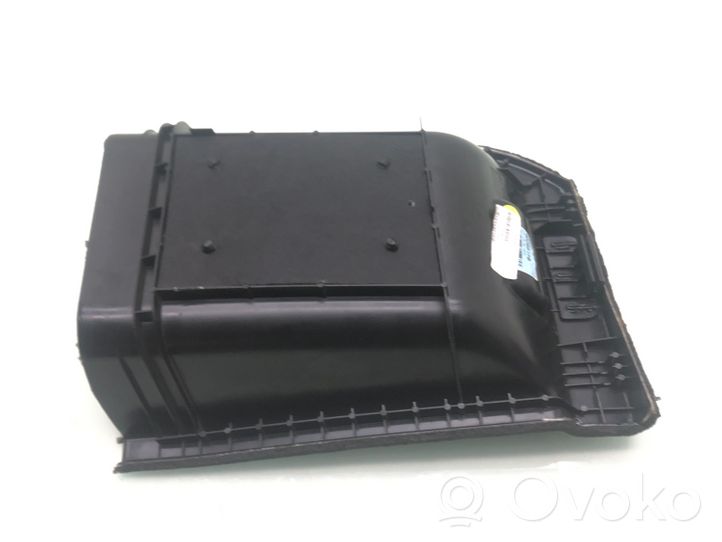 BMW X5 E70 Garniture panneau latérale du coffre 51477145910