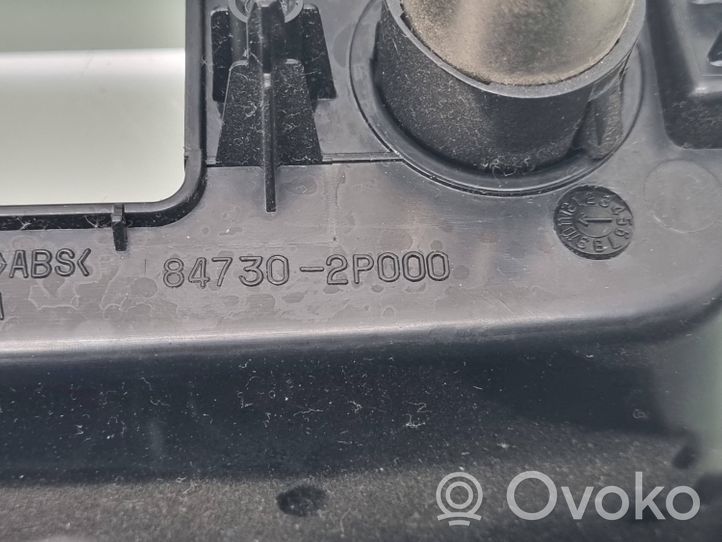 KIA Sorento Panel gniazda zapalniczki deski rozdzielczej 847302P000