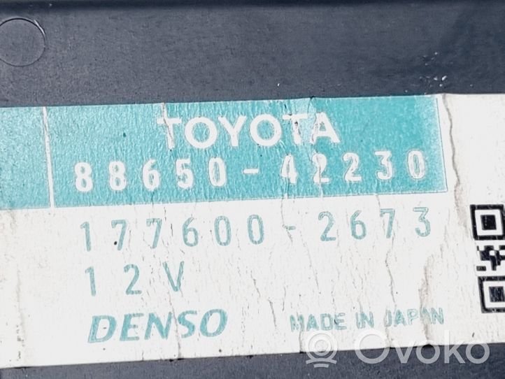 Toyota RAV 4 (XA30) Module confort 8865042230