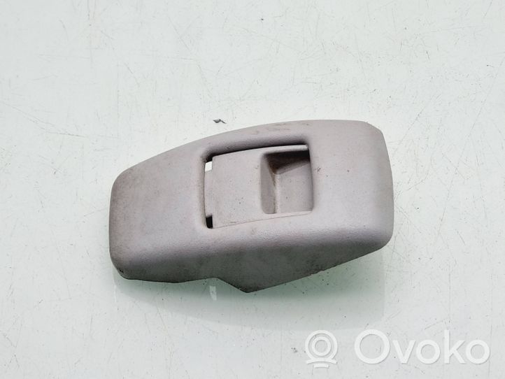 Citroen Berlingo Réglage de la hauteur de la ceinture de sécurité 3061683