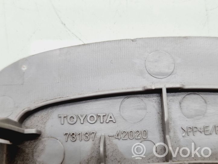 Toyota RAV 4 (XA30) Osłona górna słupka / B 7313742020