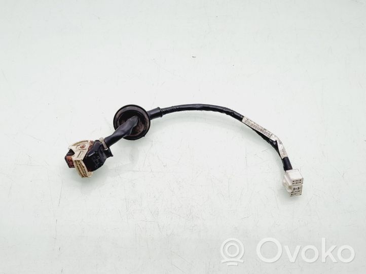 Subaru Outback Cablaggio freno a mano 26018AJ000