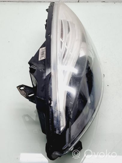 Renault Scenic III -  Grand scenic III Headlight/headlamp 260601946R