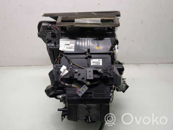 Dacia Logan III Scatola climatizzatore riscaldamento abitacolo assemblata 272702309R