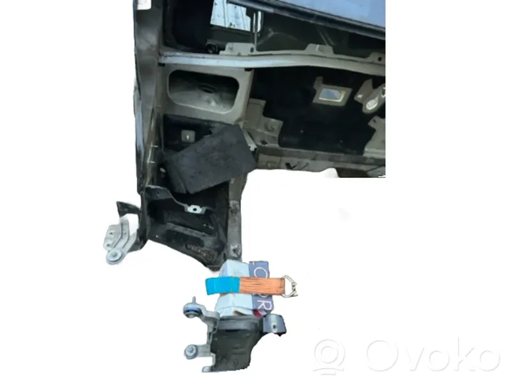 Peugeot Traveller Longeron support avant 