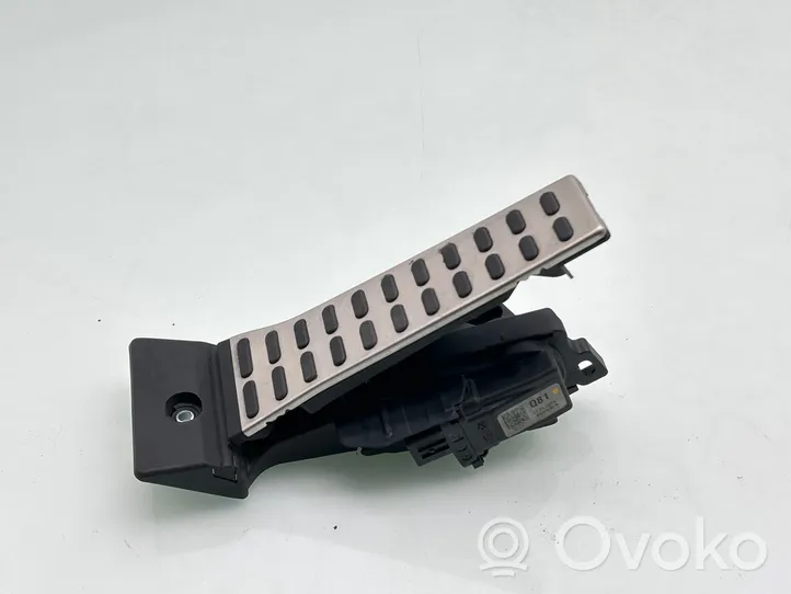 KIA Sportage Accelerator throttle pedal 32700D7800