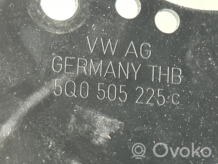 Volkswagen PASSAT B8 Wahacz tylny 5Q0505225C