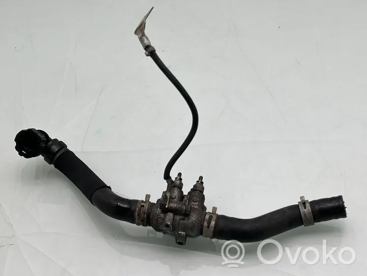 Nissan Navara D23 Engine coolant pipe/hose 140565JU2D