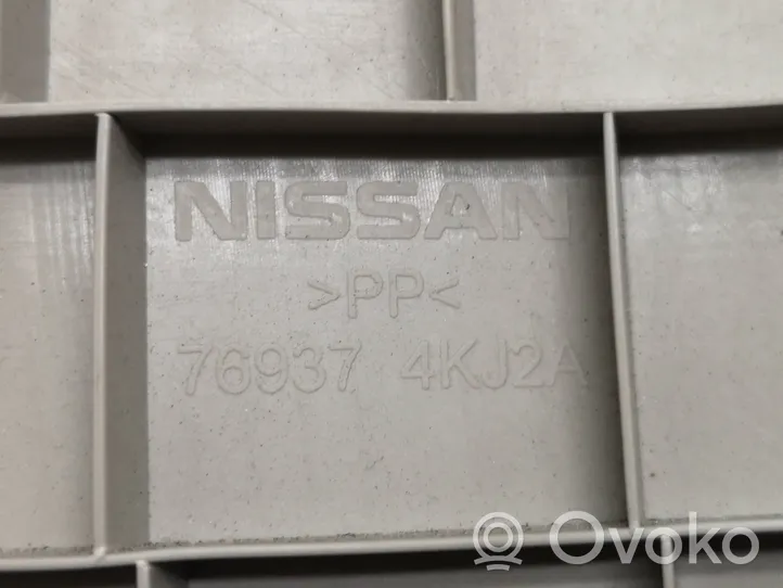 Nissan Navara D23 C-pilarin verhoilu 769374KJ2A