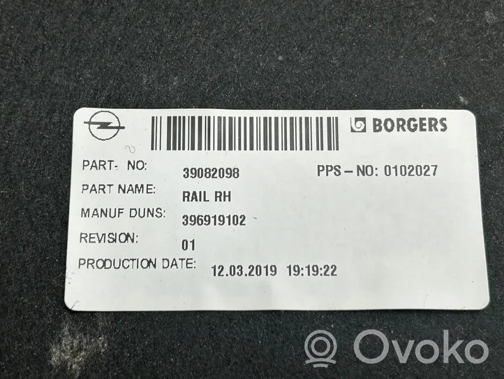 Opel Astra K Boczek / Tapicerka / bagażnika 39082098