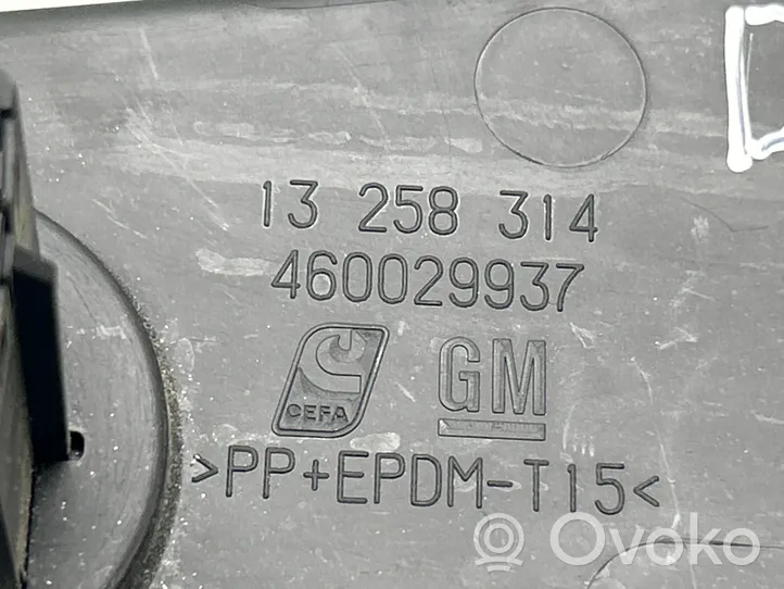 Opel Meriva B Boczny element deski rozdzielczej 13258314