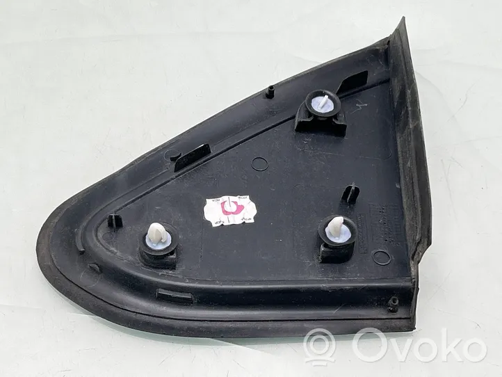 Opel Meriva B Panel wykończeniowy błotnika 13362871