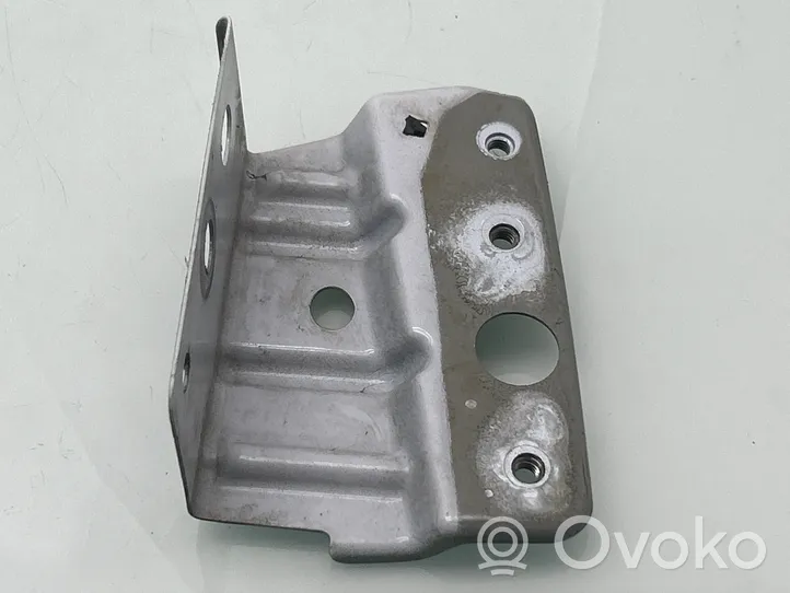 Nissan Qashqai Supporto di montaggio del parafango F3180BR0MA