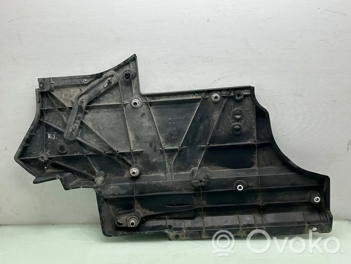 Toyota RAV 4 (XA50) Couvercle de plateau inférieur 5816642030