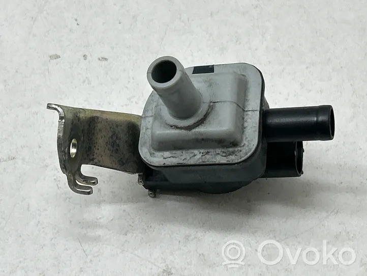 Toyota RAV 4 (XA50) Electrovanne Soupape de Sûreté / Dépression 9091012279