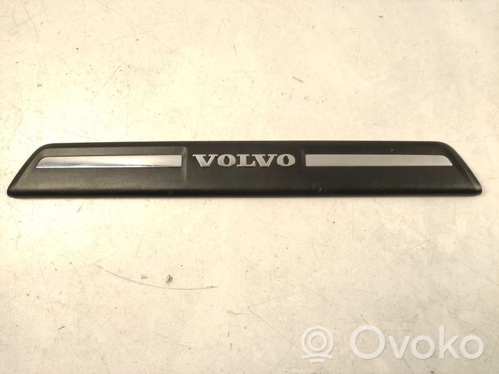 Volvo V40 Cross country Priekinio slenksčio apdaila (išorinė) 31265842