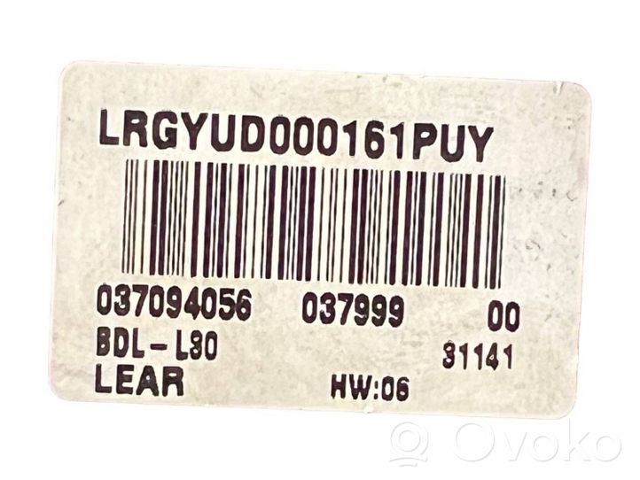 Land Rover Range Rover L322 Cadre, panneau d'unité radio / GPS 8262333