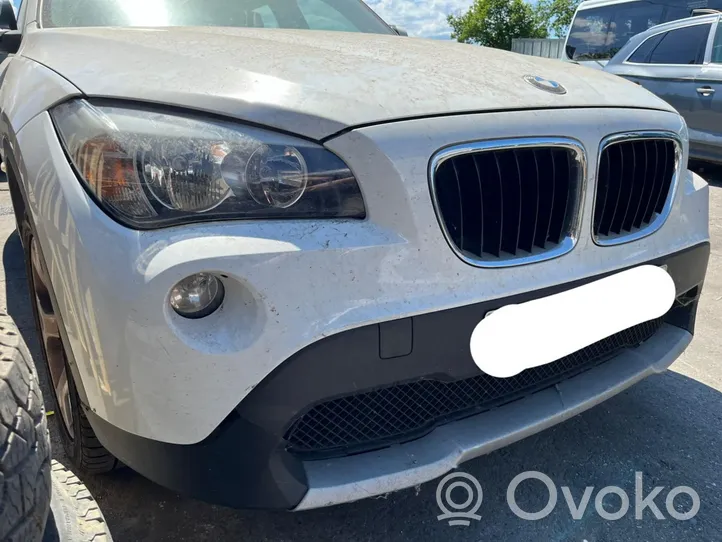 BMW X1 E84 Etupuskuri 